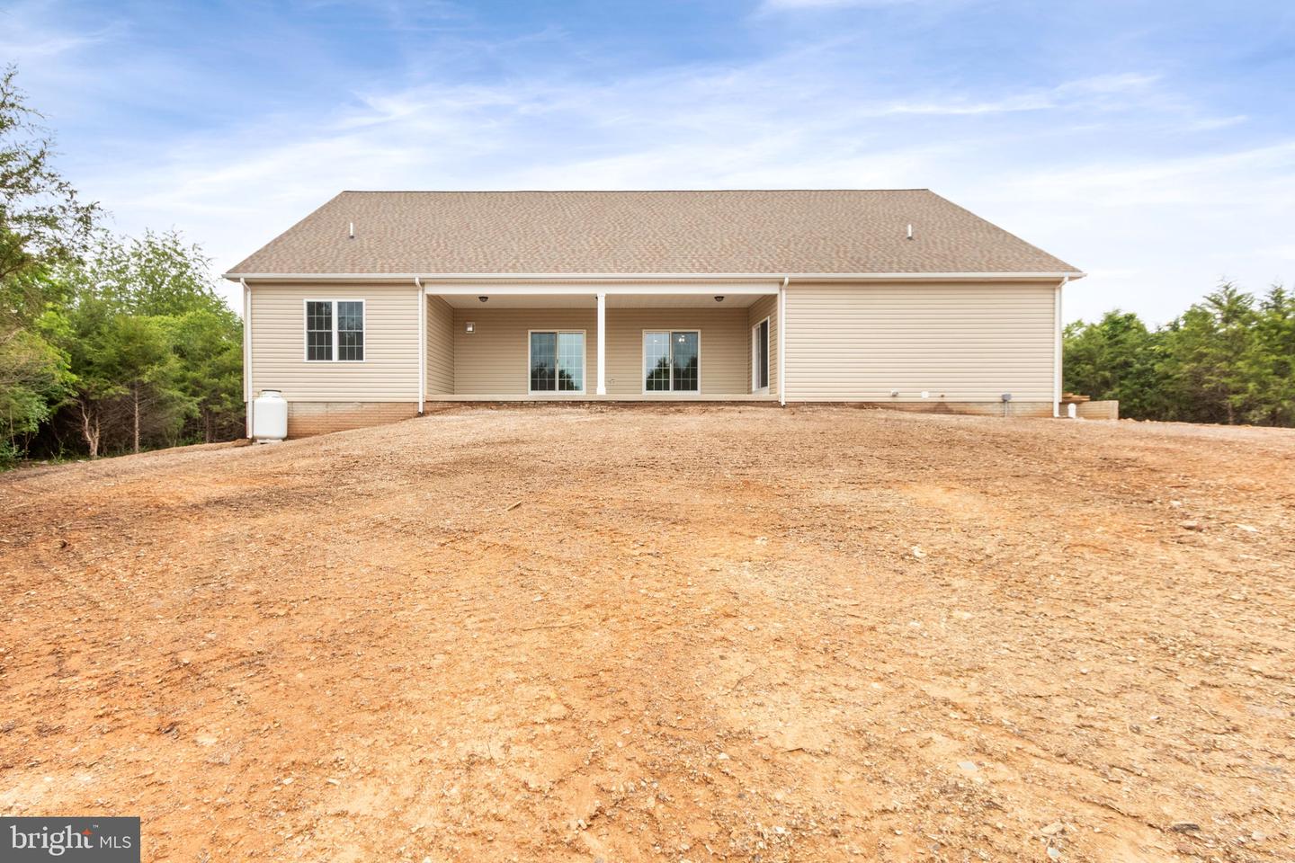 2012 DOZER LN, CATLETT, Virginia 20119, 4 Bedrooms Bedrooms, 7 Rooms Rooms,3 BathroomsBathrooms,Residential,For sale,2012 DOZER LN,VAFQ2017950 MLS # VAFQ2017950