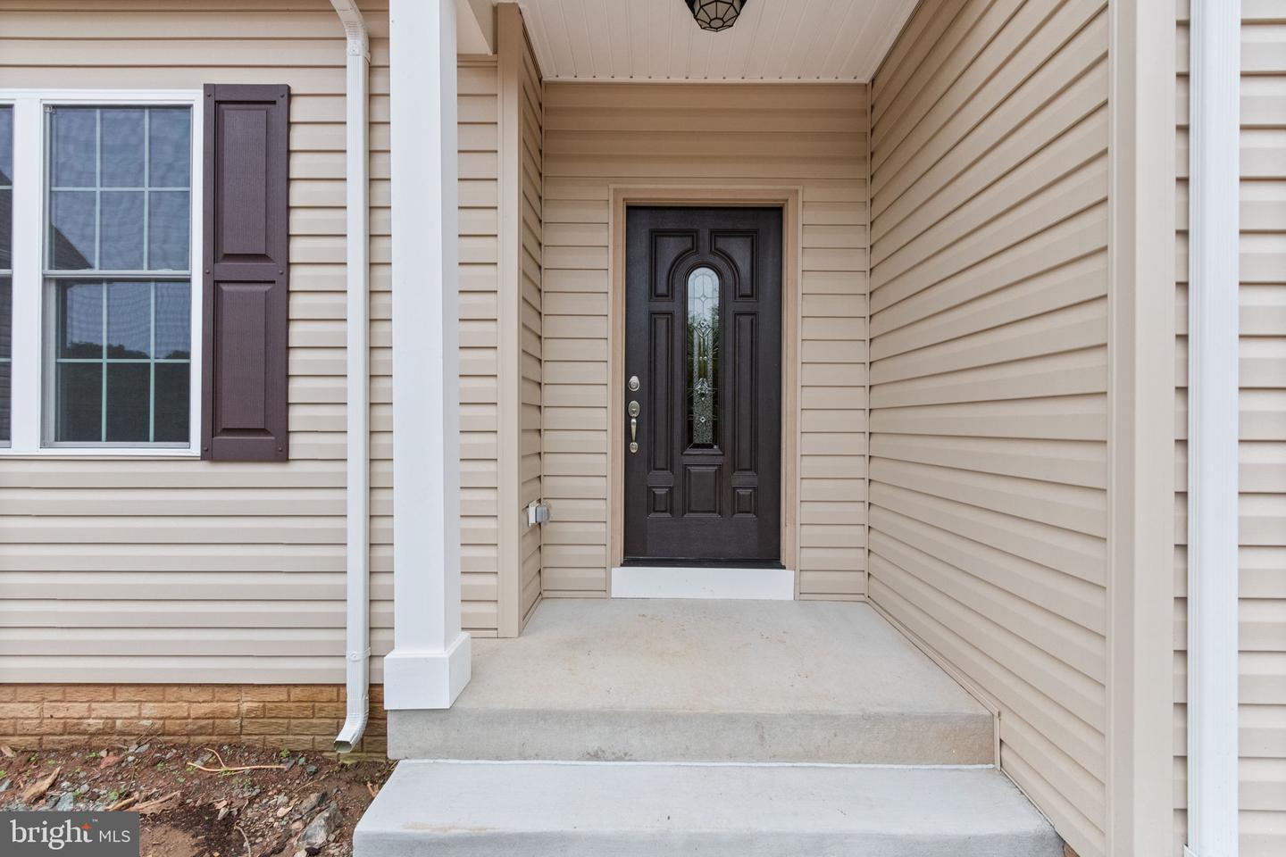 2012 DOZER LN, CATLETT, Virginia 20119, 4 Bedrooms Bedrooms, 7 Rooms Rooms,3 BathroomsBathrooms,Residential,For sale,2012 DOZER LN,VAFQ2017950 MLS # VAFQ2017950