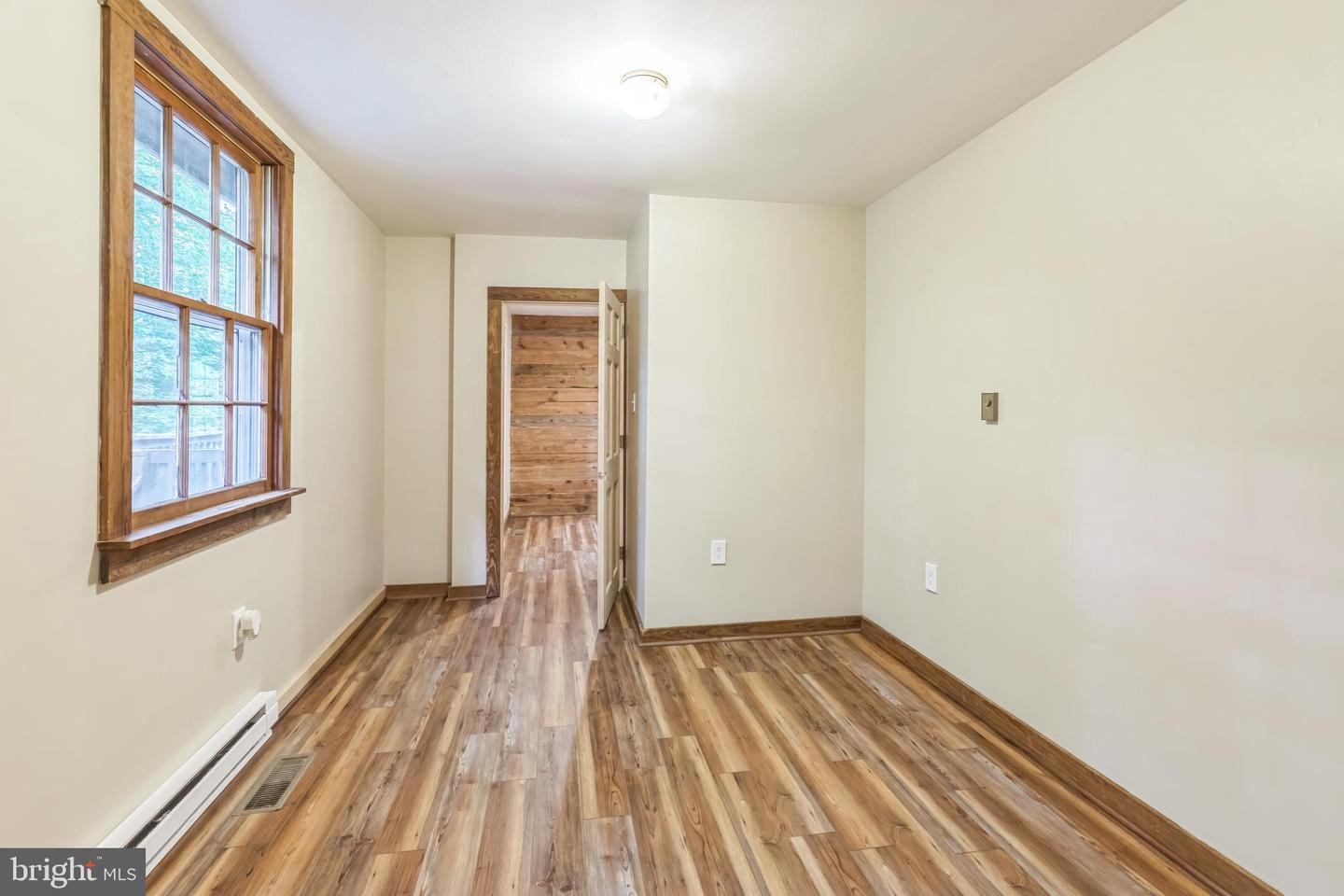 2464 KIDDS DAIRY RD, SCOTTSVILLE, Virginia 24590, 2 Bedrooms Bedrooms, 4 Rooms Rooms,2 BathroomsBathrooms,Residential,For sale,2464 KIDDS DAIRY RD,VAFN2000488 MLS # VAFN2000488
