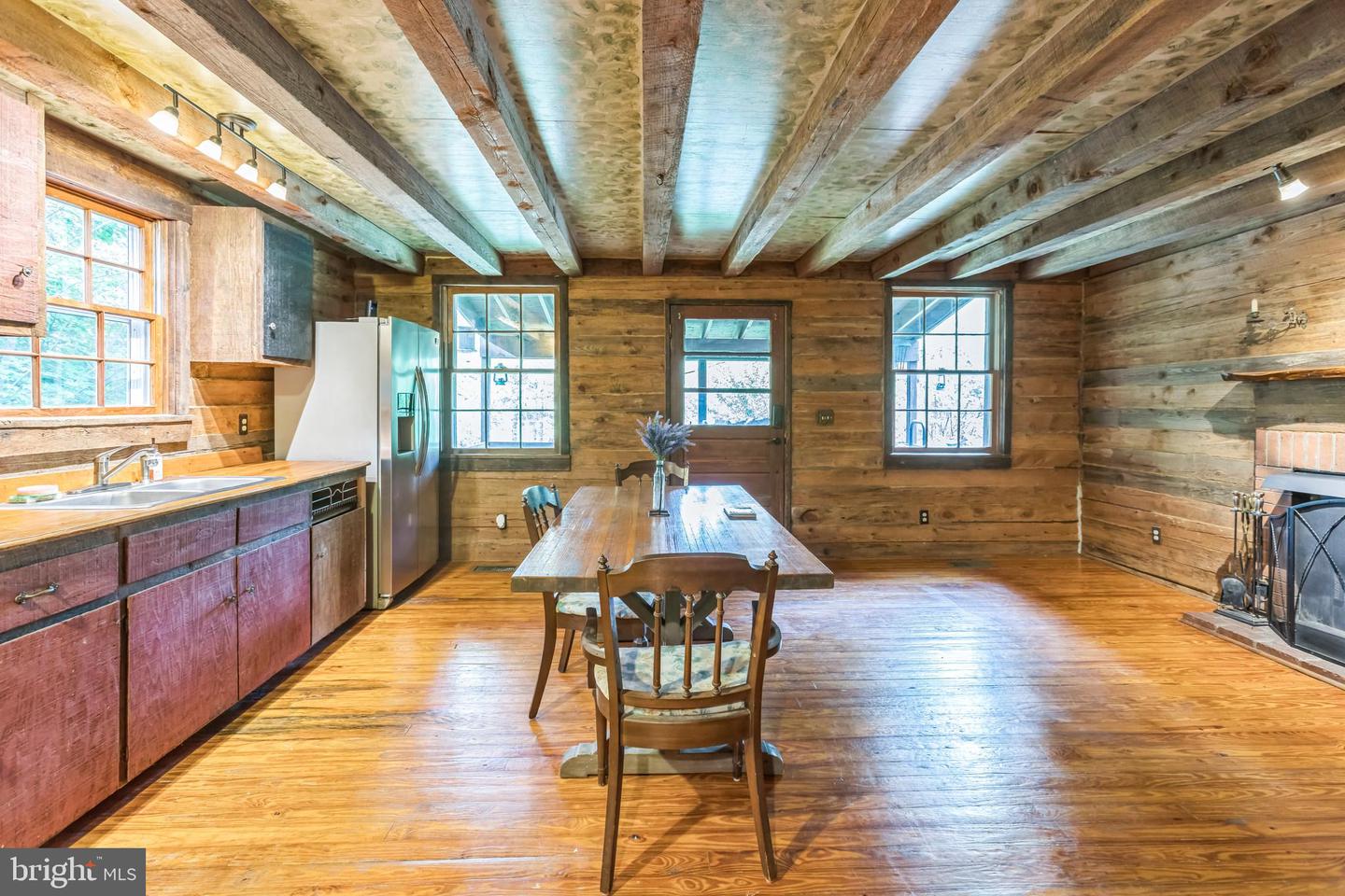 2464 KIDDS DAIRY RD, SCOTTSVILLE, Virginia 24590, 2 Bedrooms Bedrooms, 4 Rooms Rooms,2 BathroomsBathrooms,Residential,For sale,2464 KIDDS DAIRY RD,VAFN2000488 MLS # VAFN2000488