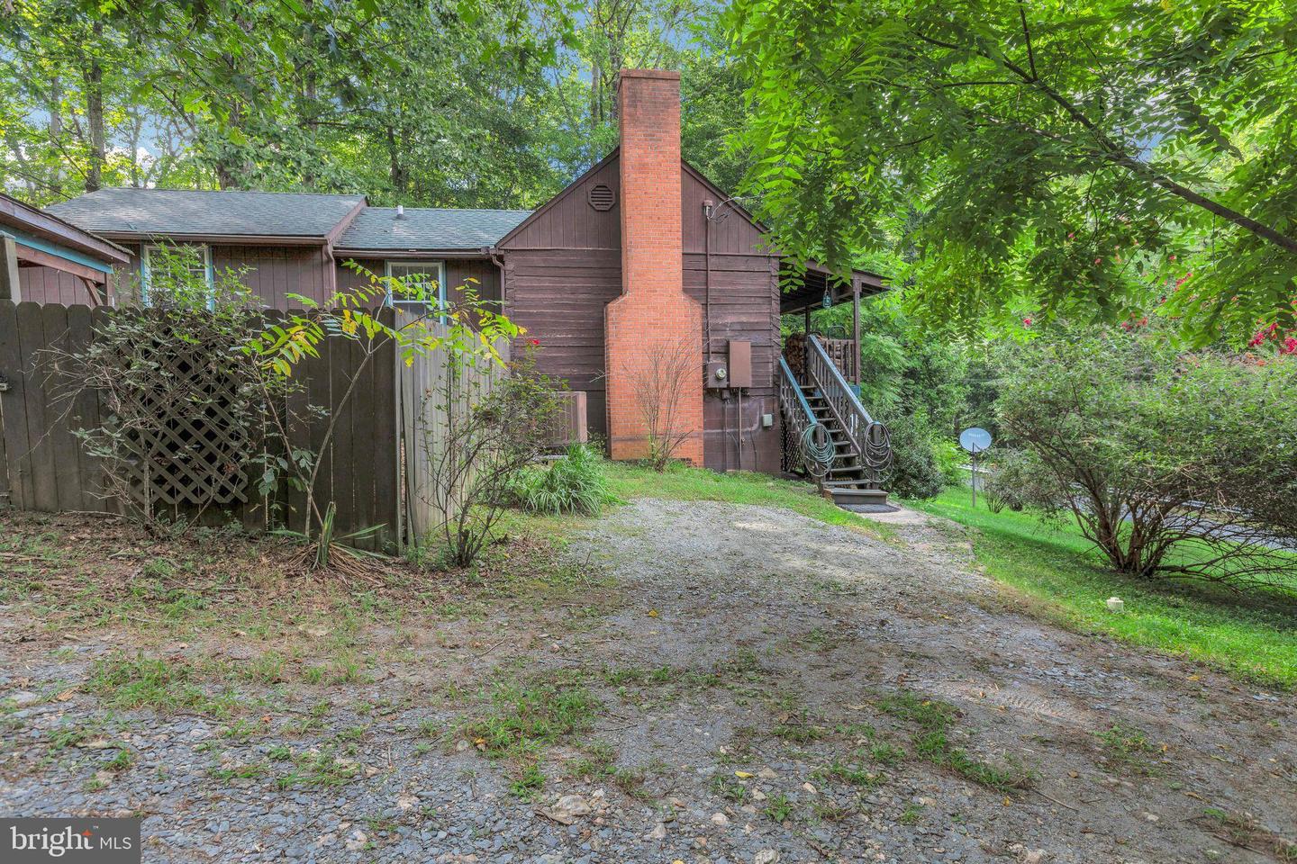 2464 KIDDS DAIRY RD, SCOTTSVILLE, Virginia 24590, 2 Bedrooms Bedrooms, 4 Rooms Rooms,2 BathroomsBathrooms,Residential,For sale,2464 KIDDS DAIRY RD,VAFN2000488 MLS # VAFN2000488