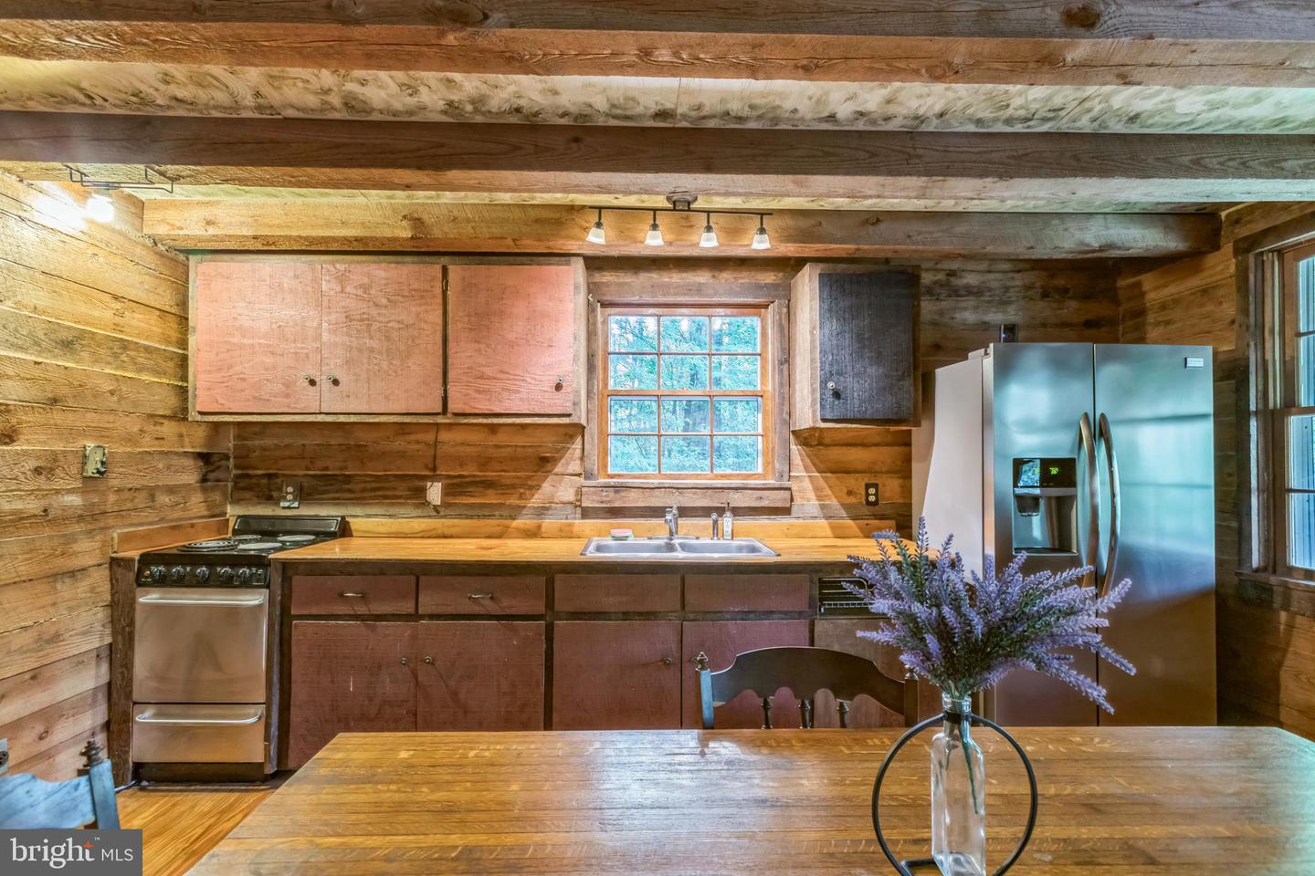 2464 KIDDS DAIRY RD, SCOTTSVILLE, Virginia 24590, 2 Bedrooms Bedrooms, 4 Rooms Rooms,2 BathroomsBathrooms,Residential,For sale,2464 KIDDS DAIRY RD,VAFN2000488 MLS # VAFN2000488