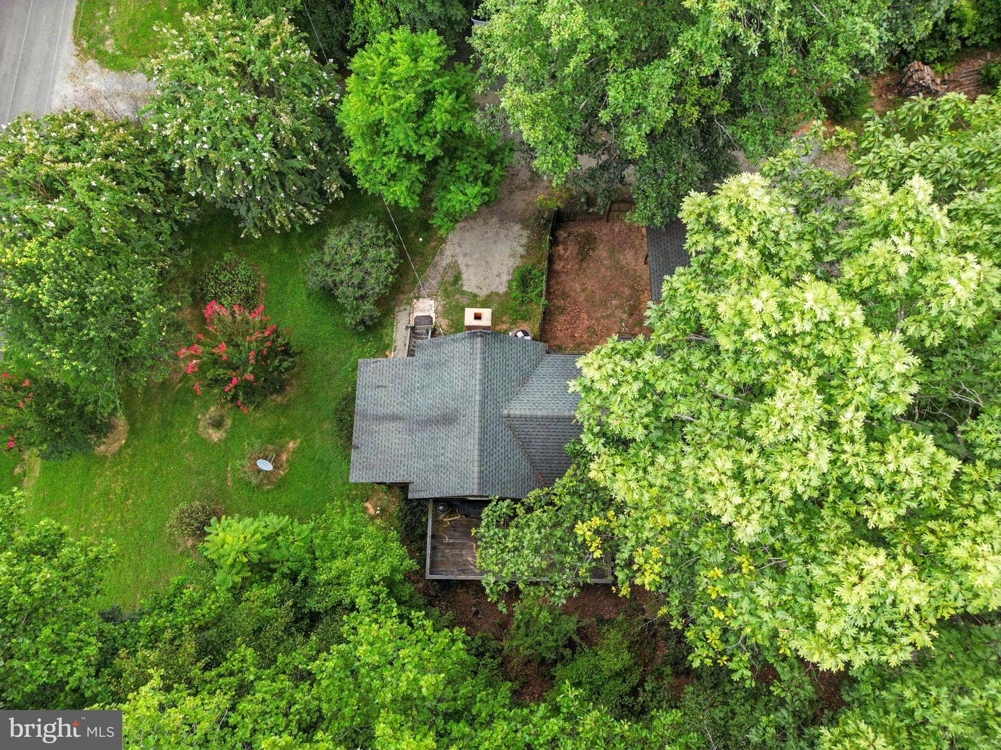 2464 KIDDS DAIRY RD, SCOTTSVILLE, Virginia 24590, 2 Bedrooms Bedrooms, 4 Rooms Rooms,2 BathroomsBathrooms,Residential,For sale,2464 KIDDS DAIRY RD,VAFN2000488 MLS # VAFN2000488