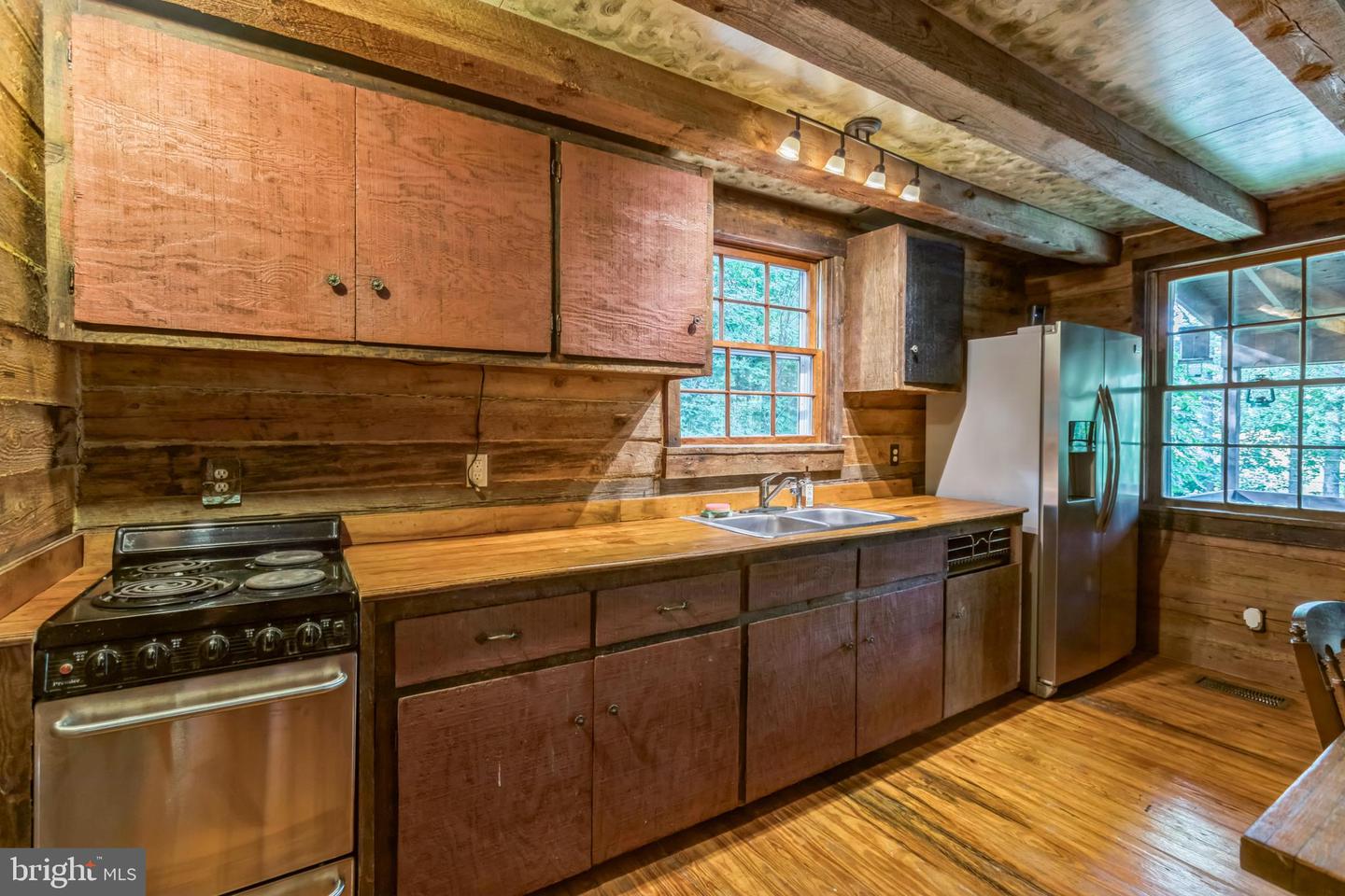 2464 KIDDS DAIRY RD, SCOTTSVILLE, Virginia 24590, 2 Bedrooms Bedrooms, 4 Rooms Rooms,2 BathroomsBathrooms,Residential,For sale,2464 KIDDS DAIRY RD,VAFN2000488 MLS # VAFN2000488