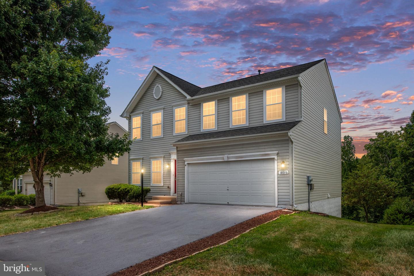 18016 CRYSTAL DOWNS TER, DUMFRIES, Virginia 22026, 4 Bedrooms Bedrooms, ,2 BathroomsBathrooms,Residential,For sale,18016 CRYSTAL DOWNS TER,VAPW2101708 MLS # VAPW2101708