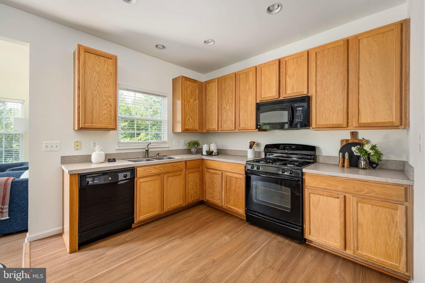 18016 CRYSTAL DOWNS TER, DUMFRIES, Virginia 22026, 4 Bedrooms Bedrooms, ,2 BathroomsBathrooms,Residential,For sale,18016 CRYSTAL DOWNS TER,VAPW2101708 MLS # VAPW2101708