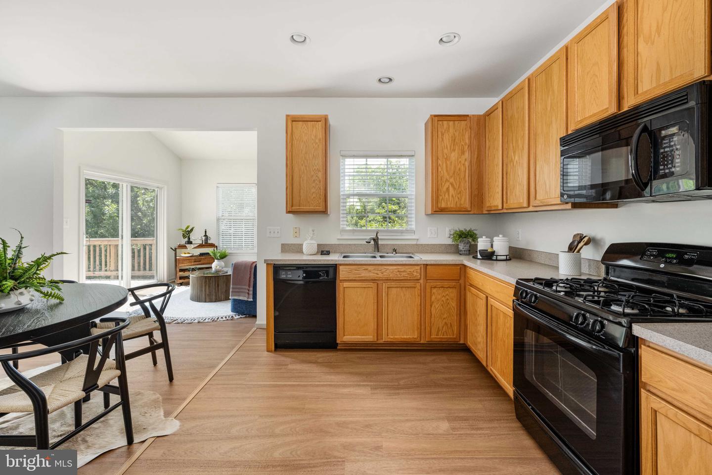 18016 CRYSTAL DOWNS TER, DUMFRIES, Virginia 22026, 4 Bedrooms Bedrooms, ,2 BathroomsBathrooms,Residential,For sale,18016 CRYSTAL DOWNS TER,VAPW2101708 MLS # VAPW2101708
