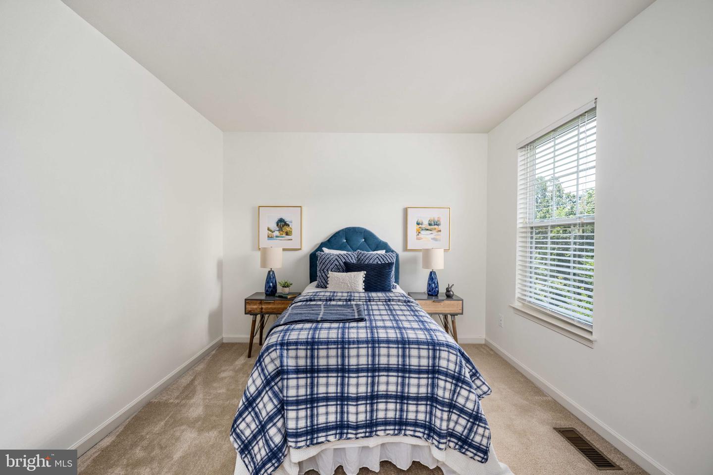 18016 CRYSTAL DOWNS TER, DUMFRIES, Virginia 22026, 4 Bedrooms Bedrooms, ,2 BathroomsBathrooms,Residential,For sale,18016 CRYSTAL DOWNS TER,VAPW2101708 MLS # VAPW2101708