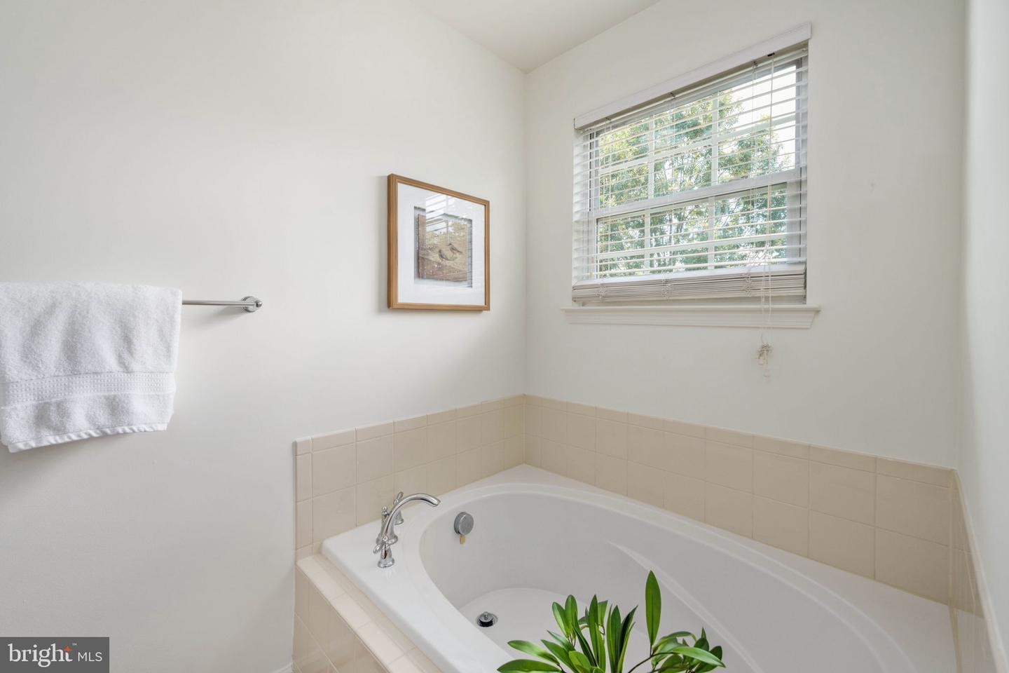18016 CRYSTAL DOWNS TER, DUMFRIES, Virginia 22026, 4 Bedrooms Bedrooms, ,2 BathroomsBathrooms,Residential,For sale,18016 CRYSTAL DOWNS TER,VAPW2101708 MLS # VAPW2101708
