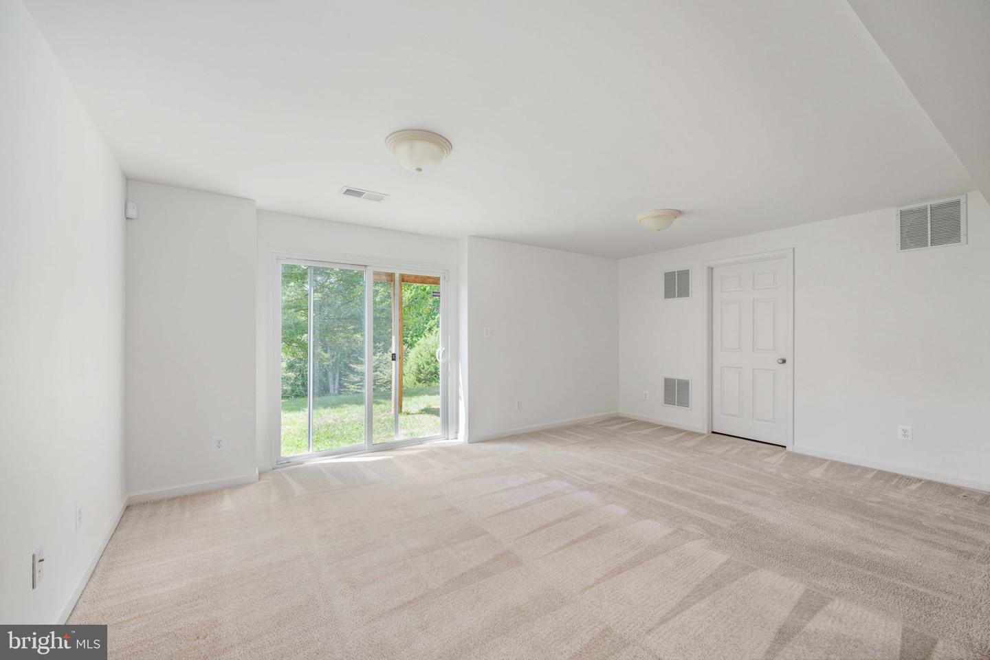 18016 CRYSTAL DOWNS TER, DUMFRIES, Virginia 22026, 4 Bedrooms Bedrooms, ,2 BathroomsBathrooms,Residential,For sale,18016 CRYSTAL DOWNS TER,VAPW2101708 MLS # VAPW2101708