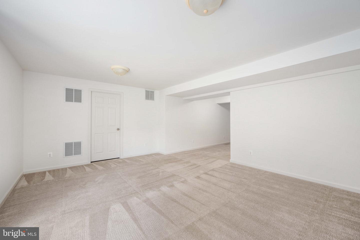 18016 CRYSTAL DOWNS TER, DUMFRIES, Virginia 22026, 4 Bedrooms Bedrooms, ,2 BathroomsBathrooms,Residential,For sale,18016 CRYSTAL DOWNS TER,VAPW2101708 MLS # VAPW2101708