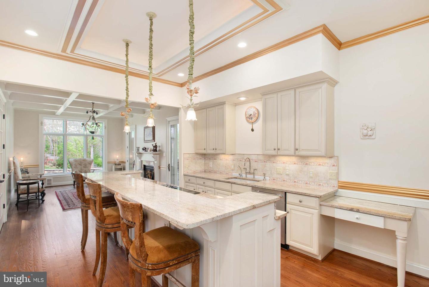 35162 NOTRE DAME LN, MIDDLEBURG, Virginia 20117, 3 Bedrooms Bedrooms, 12 Rooms Rooms,3 BathroomsBathrooms,Residential,For sale,35162 NOTRE DAME LN,VALO2104772 MLS # VALO2104772