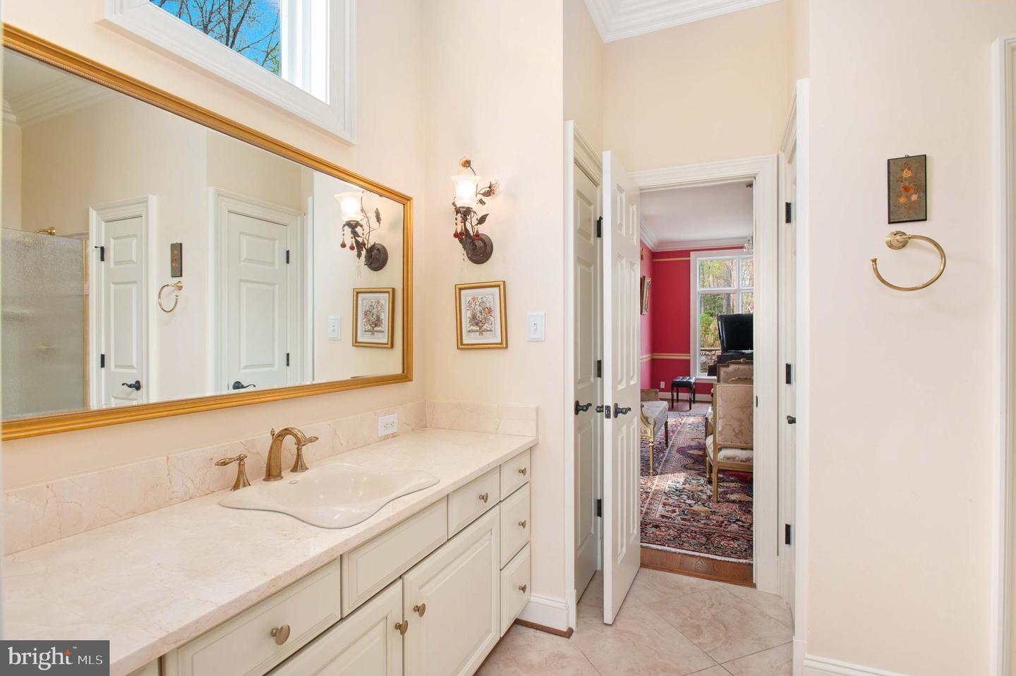 35162 NOTRE DAME LN, MIDDLEBURG, Virginia 20117, 3 Bedrooms Bedrooms, 12 Rooms Rooms,3 BathroomsBathrooms,Residential,For sale,35162 NOTRE DAME LN,VALO2104772 MLS # VALO2104772