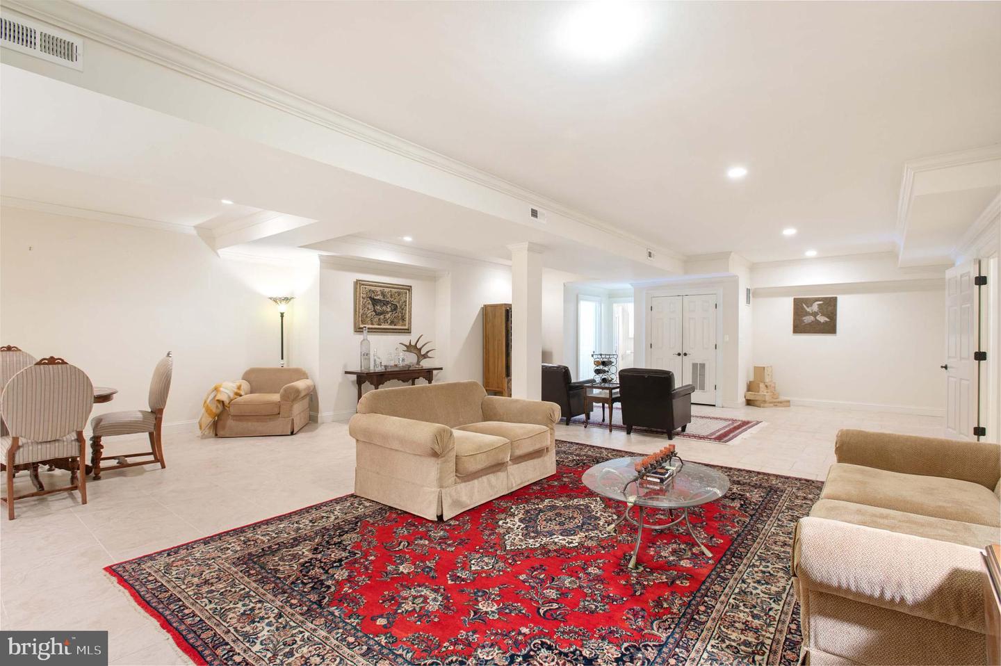 35162 NOTRE DAME LN, MIDDLEBURG, Virginia 20117, 3 Bedrooms Bedrooms, 12 Rooms Rooms,3 BathroomsBathrooms,Residential,For sale,35162 NOTRE DAME LN,VALO2104772 MLS # VALO2104772