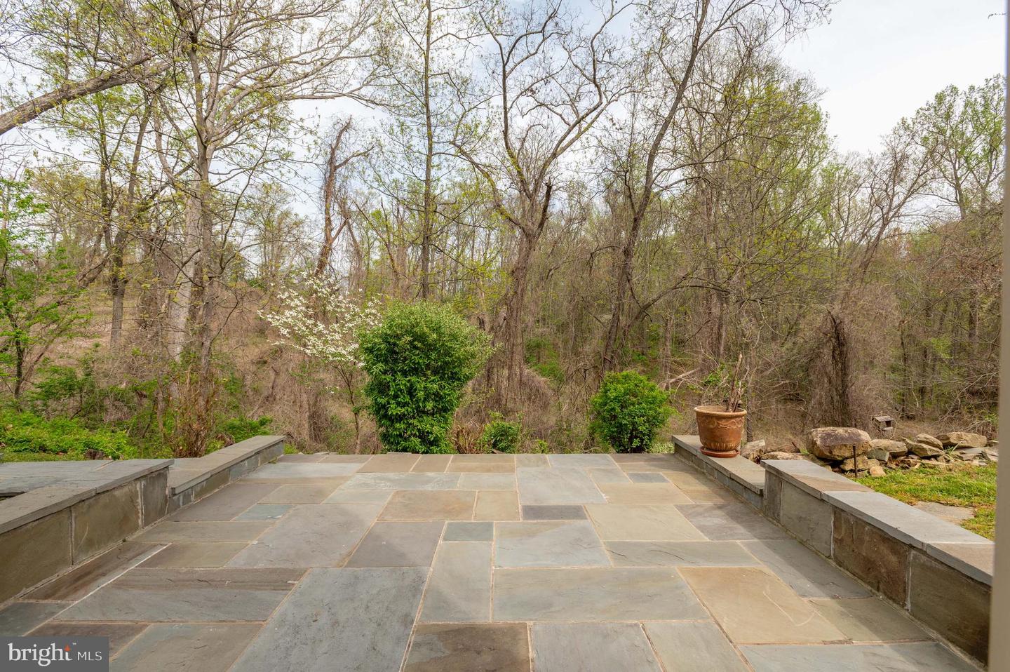 35162 NOTRE DAME LN, MIDDLEBURG, Virginia 20117, 3 Bedrooms Bedrooms, 12 Rooms Rooms,3 BathroomsBathrooms,Residential,For sale,35162 NOTRE DAME LN,VALO2104772 MLS # VALO2104772