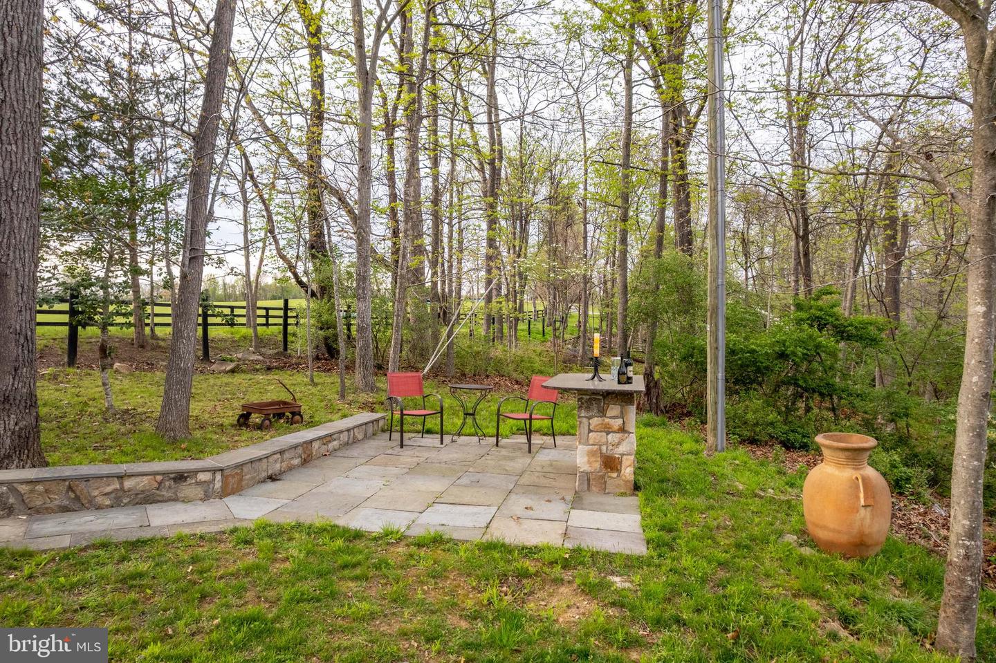 35162 NOTRE DAME LN, MIDDLEBURG, Virginia 20117, 3 Bedrooms Bedrooms, 12 Rooms Rooms,3 BathroomsBathrooms,Residential,For sale,35162 NOTRE DAME LN,VALO2104772 MLS # VALO2104772