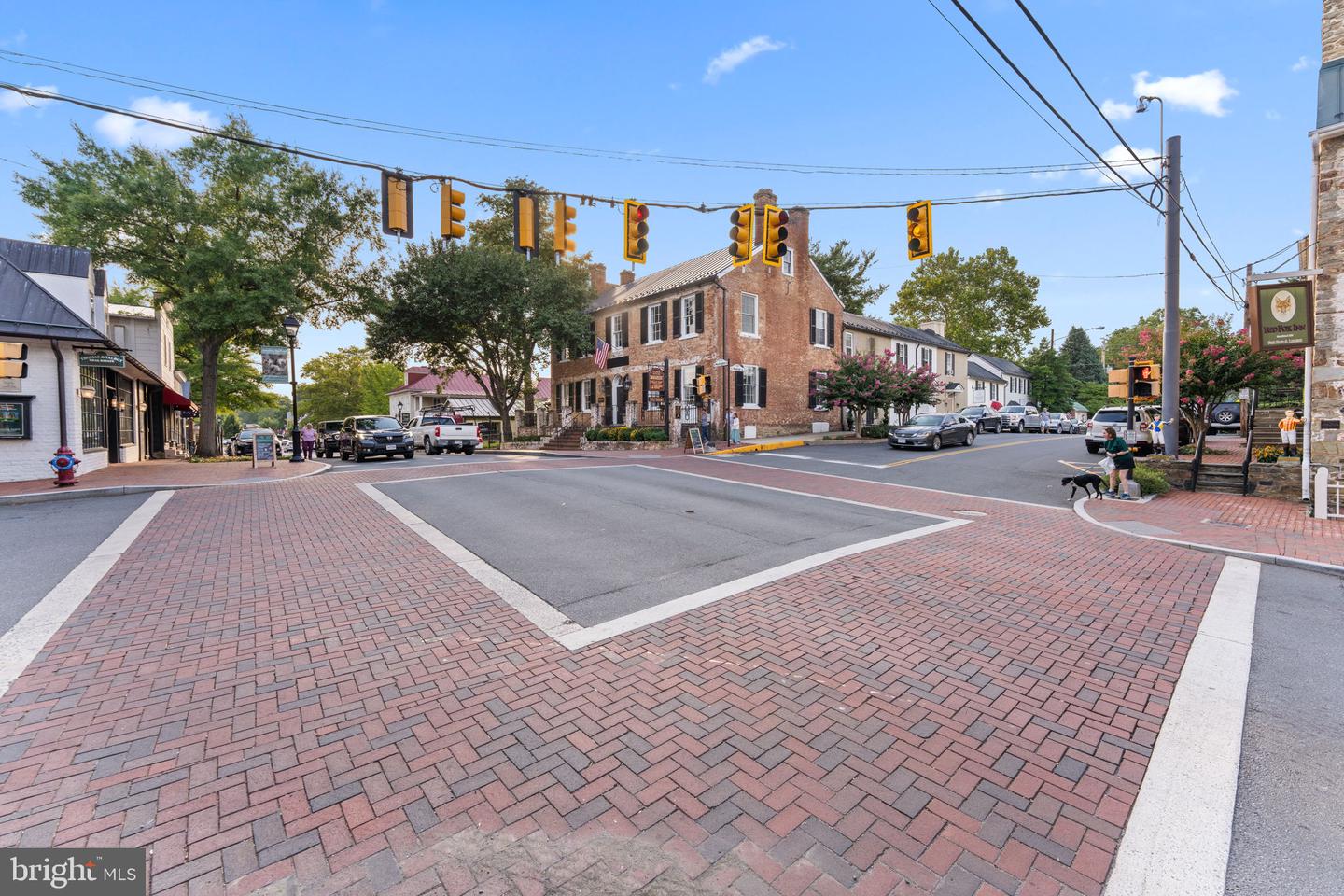 35162 NOTRE DAME LN, MIDDLEBURG, Virginia 20117, 3 Bedrooms Bedrooms, 12 Rooms Rooms,3 BathroomsBathrooms,Residential,For sale,35162 NOTRE DAME LN,VALO2104772 MLS # VALO2104772