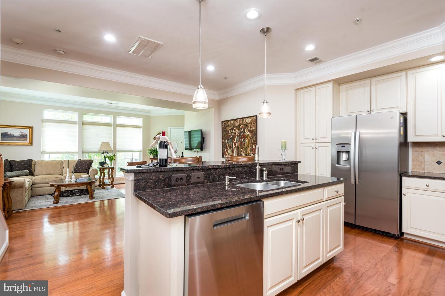 7300 BRUNSON CIR, GAINESVILLE, Virginia 20155, 3 Bedrooms Bedrooms, ,2 BathroomsBathrooms,Residential,For sale,7300 BRUNSON CIR,VAPW2101720 MLS # VAPW2101720