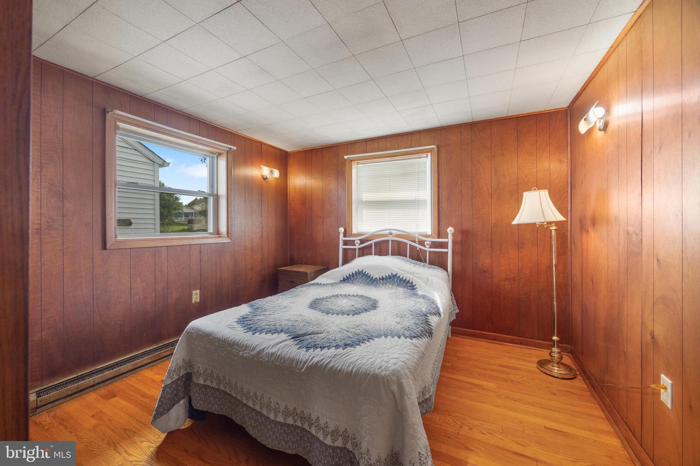 6168 MOORE AVE, MOUNT JACKSON, Virginia 22842, 2 Bedrooms Bedrooms, ,1 BathroomBathrooms,Residential,For sale,6168 MOORE AVE,VASH2012256 MLS # VASH2012256