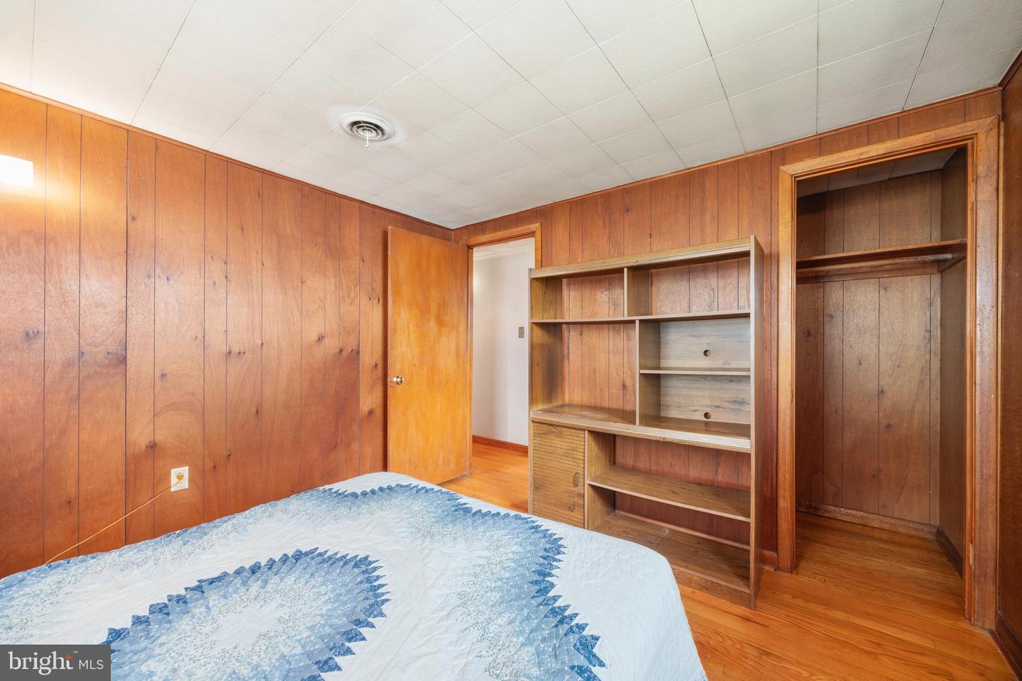 6168 MOORE AVE, MOUNT JACKSON, Virginia 22842, 2 Bedrooms Bedrooms, ,1 BathroomBathrooms,Residential,For sale,6168 MOORE AVE,VASH2012256 MLS # VASH2012256