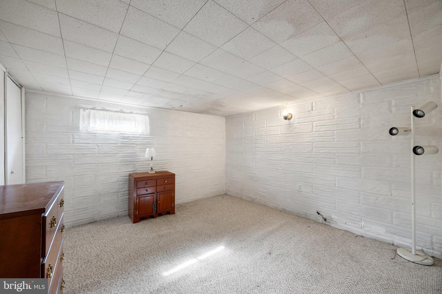 6168 MOORE AVE, MOUNT JACKSON, Virginia 22842, 2 Bedrooms Bedrooms, ,1 BathroomBathrooms,Residential,For sale,6168 MOORE AVE,VASH2012256 MLS # VASH2012256