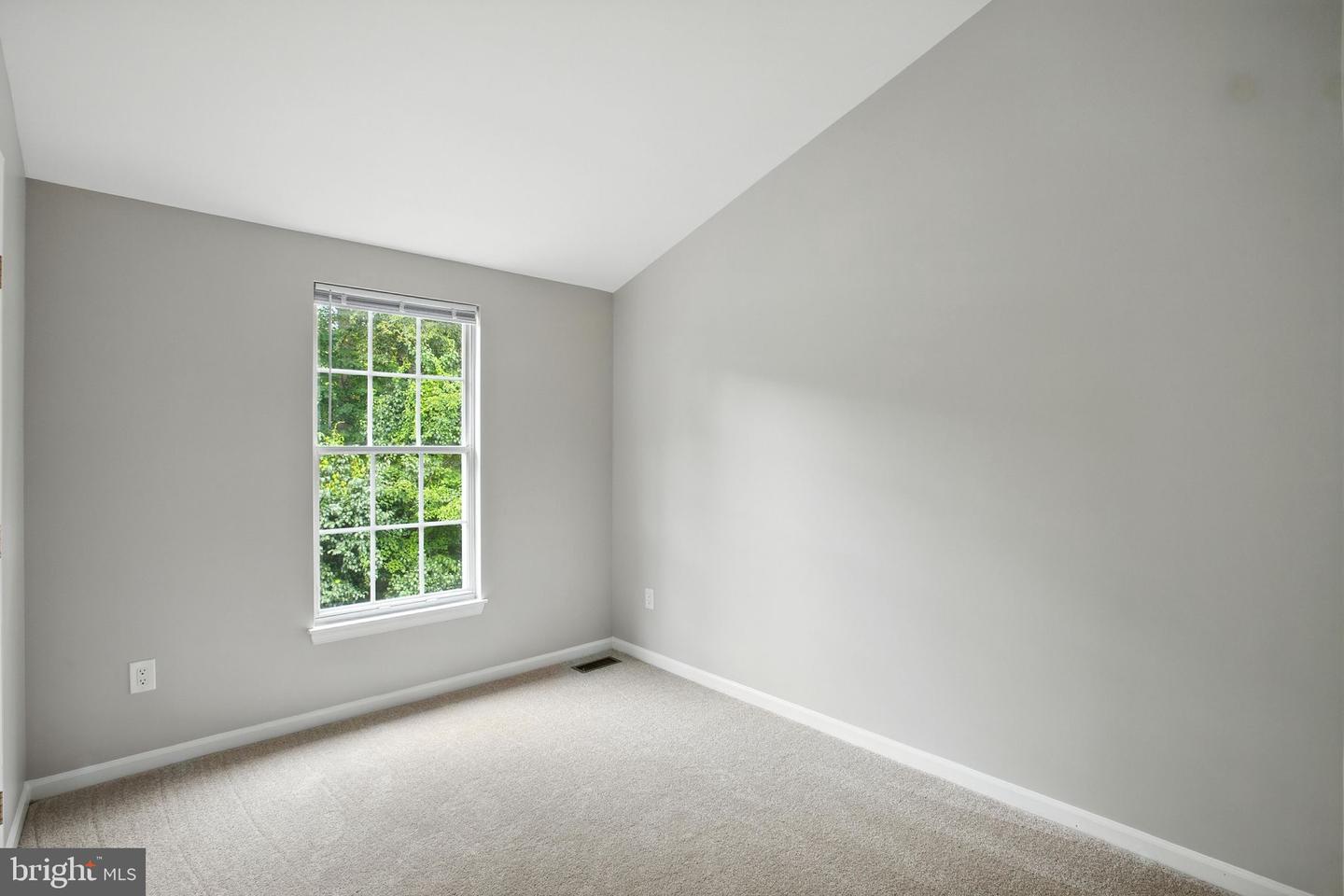 511 SEDGWICK CT, STAFFORD, Virginia 22554, 3 Bedrooms Bedrooms, 10 Rooms Rooms,2 BathroomsBathrooms,Residential,For sale,511 SEDGWICK CT,VAST2041906 MLS # VAST2041906