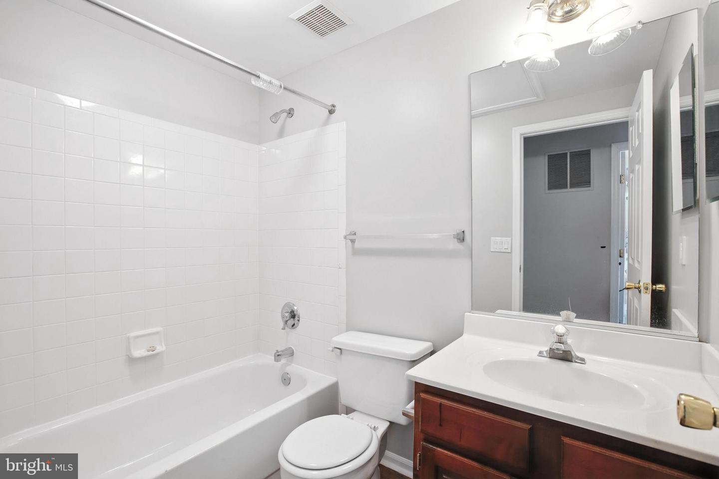511 SEDGWICK CT, STAFFORD, Virginia 22554, 3 Bedrooms Bedrooms, 10 Rooms Rooms,2 BathroomsBathrooms,Residential,For sale,511 SEDGWICK CT,VAST2041906 MLS # VAST2041906