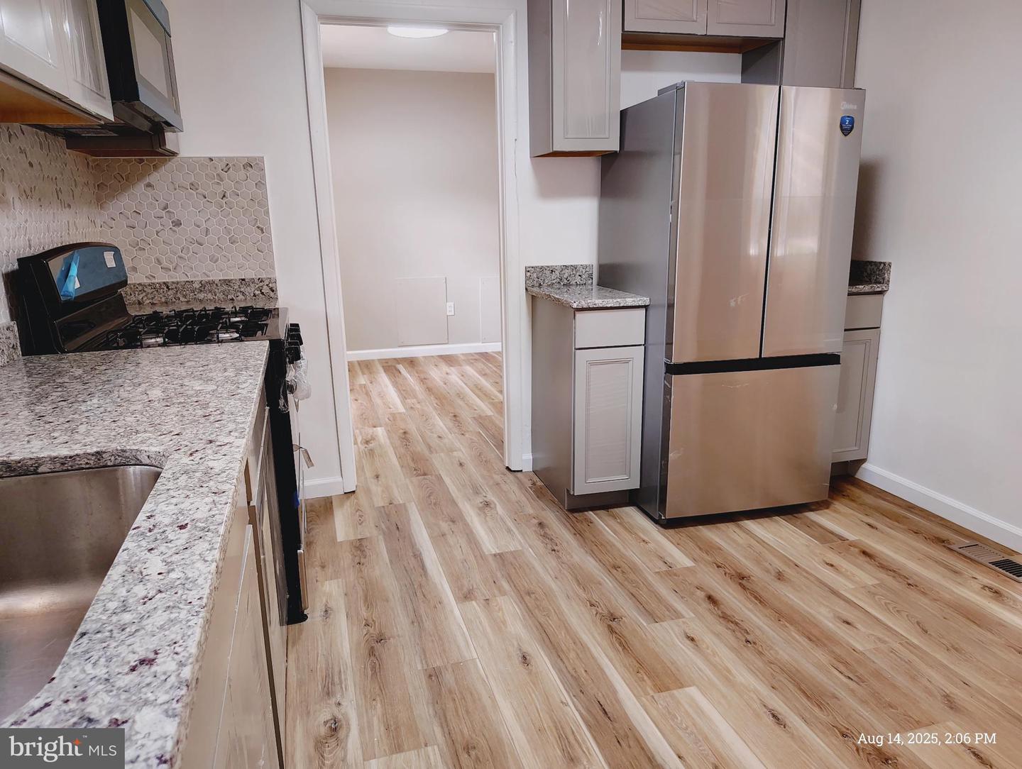 1326 EAST LONGVIEW DR, WOODBRIDGE, Virginia 22191, 6 Bedrooms Bedrooms, 9 Rooms Rooms,3 BathroomsBathrooms,Residential,For sale,1326 EAST LONGVIEW DR,VAPW2101732 MLS # VAPW2101732