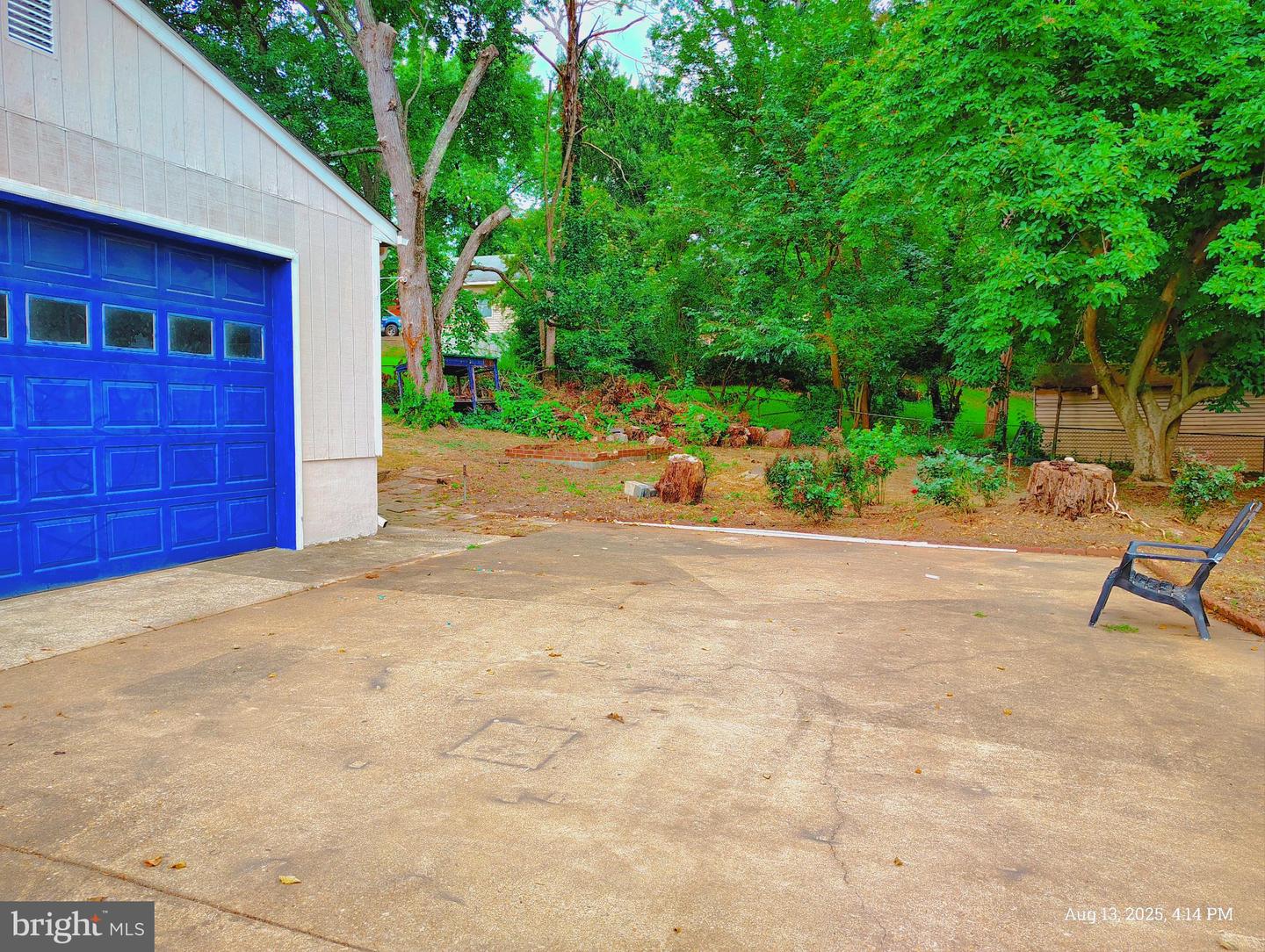 1326 EAST LONGVIEW DR, WOODBRIDGE, Virginia 22191, 6 Bedrooms Bedrooms, 9 Rooms Rooms,3 BathroomsBathrooms,Residential,For sale,1326 EAST LONGVIEW DR,VAPW2101732 MLS # VAPW2101732