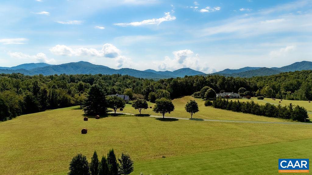 23 LOOKAWAY HILLS DR, AFTON, Virginia 22920, 5 Bedrooms Bedrooms, ,3 BathroomsBathrooms,Residential,For sale,23 LOOKAWAY HILLS DR,667963 MLS # 667963
