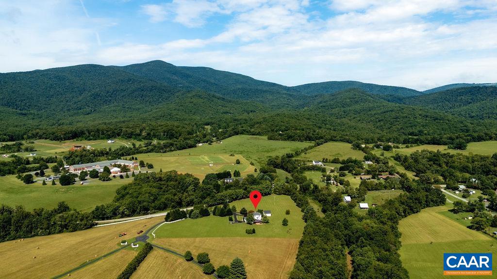23 LOOKAWAY HILLS DR, AFTON, Virginia 22920, 5 Bedrooms Bedrooms, ,3 BathroomsBathrooms,Residential,For sale,23 LOOKAWAY HILLS DR,667963 MLS # 667963