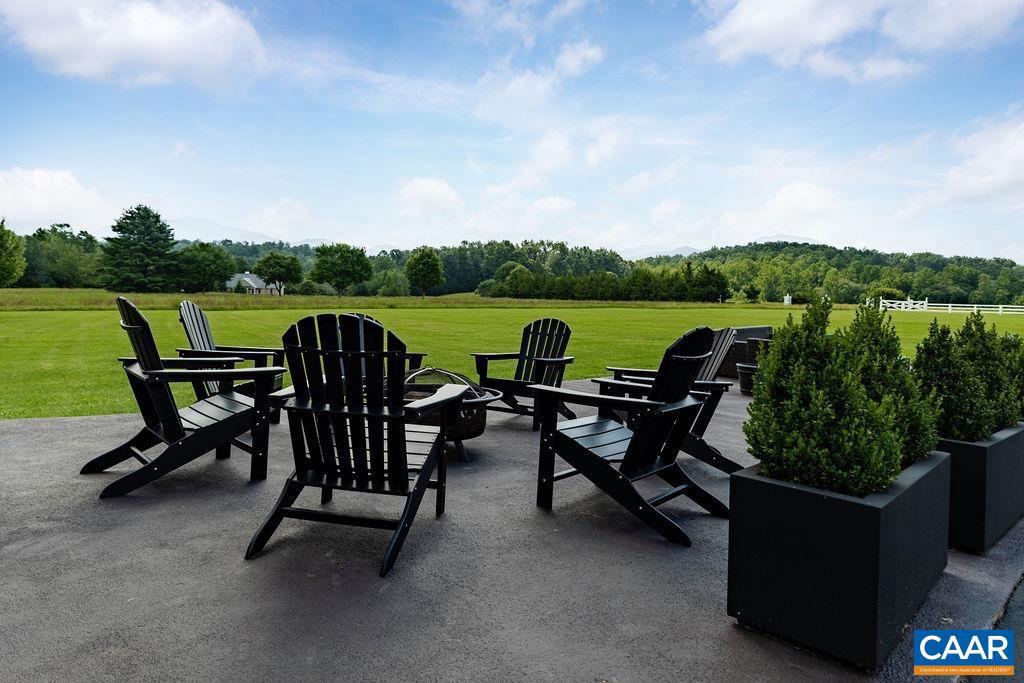 23 LOOKAWAY HILLS DR, AFTON, Virginia 22920, 5 Bedrooms Bedrooms, ,3 BathroomsBathrooms,Residential,For sale,23 LOOKAWAY HILLS DR,667963 MLS # 667963