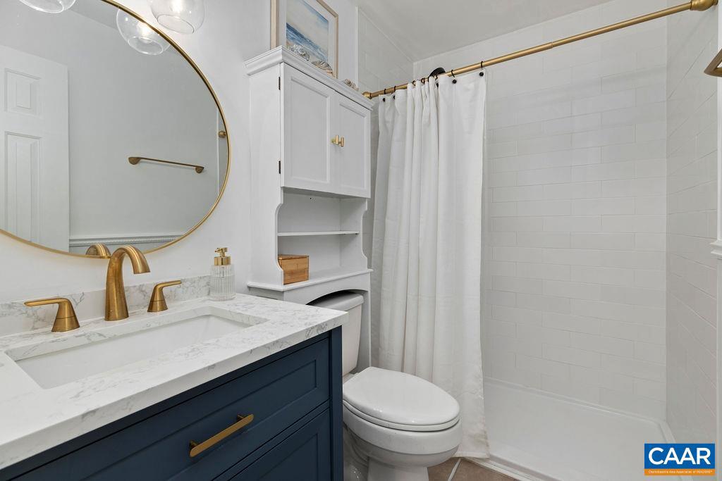 23 LOOKAWAY HILLS DR, AFTON, Virginia 22920, 5 Bedrooms Bedrooms, ,3 BathroomsBathrooms,Residential,For sale,23 LOOKAWAY HILLS DR,667963 MLS # 667963