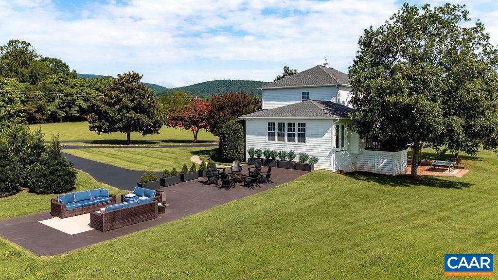 23 LOOKAWAY HILLS DR, AFTON, Virginia 22920, 5 Bedrooms Bedrooms, ,3 BathroomsBathrooms,Residential,For sale,23 LOOKAWAY HILLS DR,667963 MLS # 667963