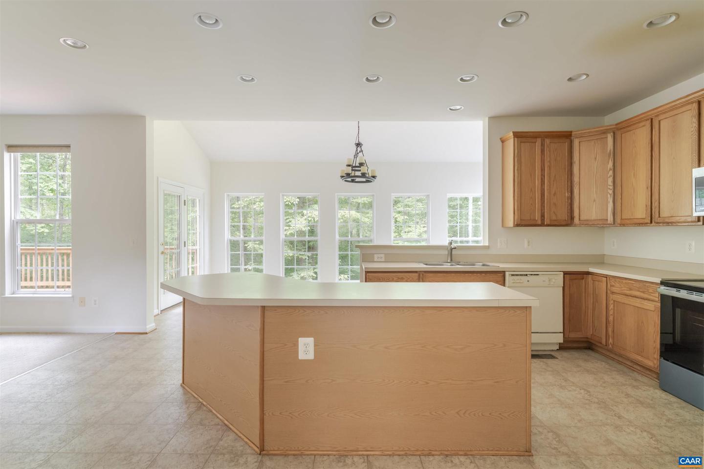 164 PEREGRINE PL, LOUISA, Virginia 23093, 4 Bedrooms Bedrooms, ,2 BathroomsBathrooms,Residential,For sale,164 PEREGRINE PL,667965 MLS # 667965
