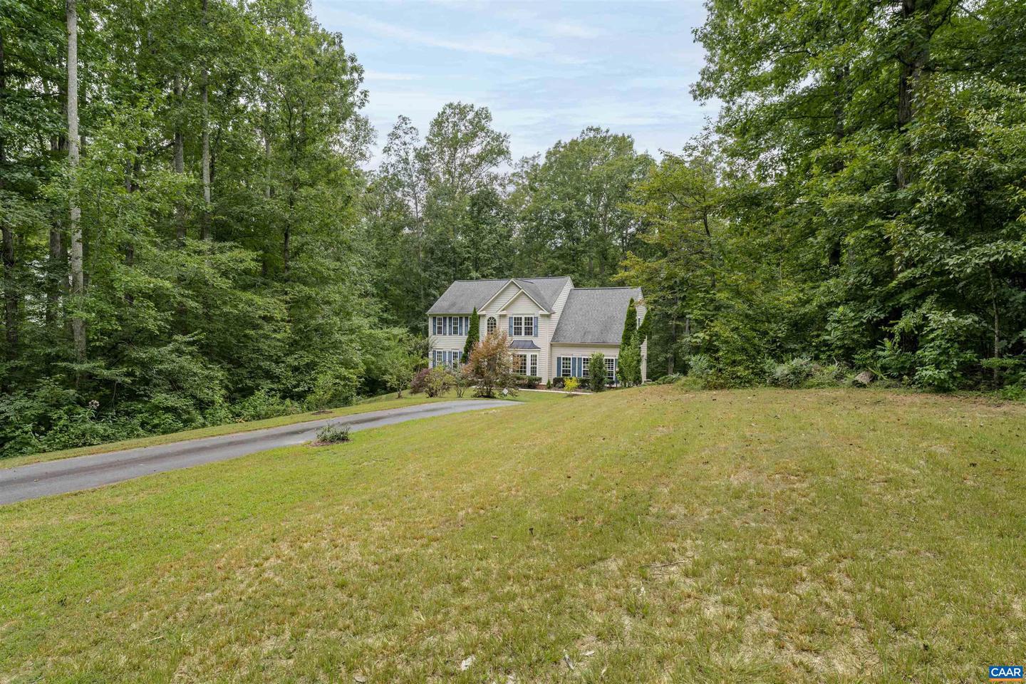 164 PEREGRINE PL, LOUISA, Virginia 23093, 4 Bedrooms Bedrooms, ,2 BathroomsBathrooms,Residential,For sale,164 PEREGRINE PL,667965 MLS # 667965