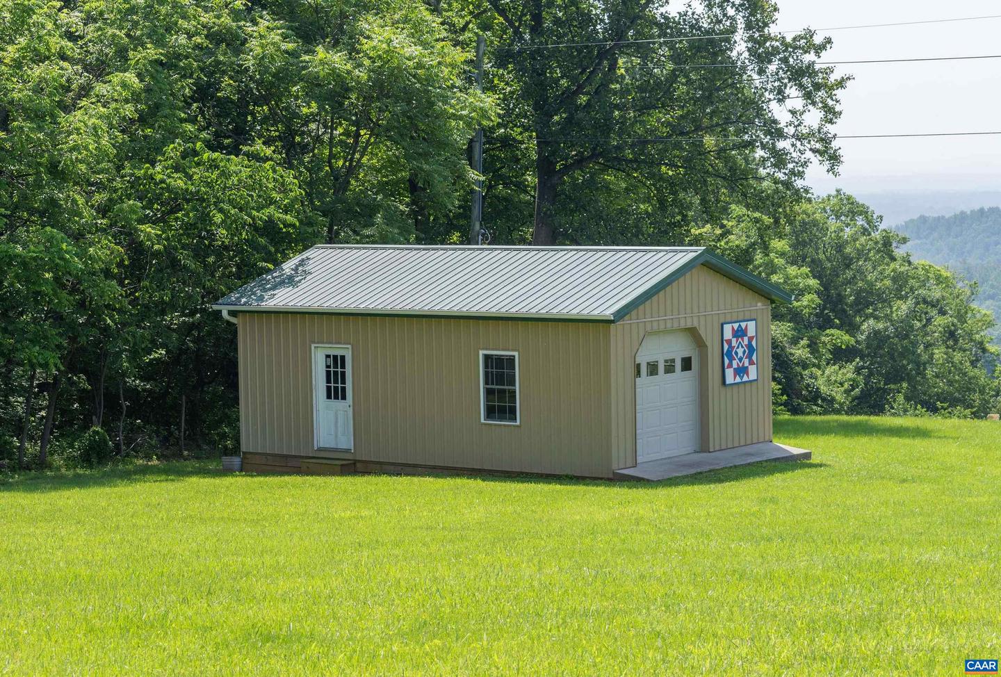 392 POCOSAN MOUNTAIN RD, STANARDSVILLE, Virginia 22973, 3 Bedrooms Bedrooms, ,4 BathroomsBathrooms,Residential,For sale,392 POCOSAN MOUNTAIN RD,667967 MLS # 667967