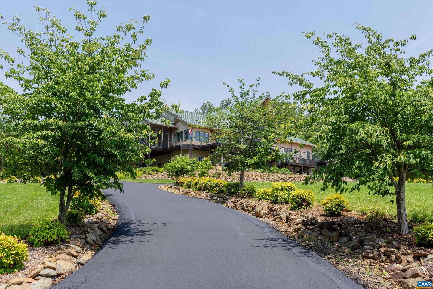 392 POCOSAN MOUNTAIN RD, STANARDSVILLE, Virginia 22973, 3 Bedrooms Bedrooms, ,4 BathroomsBathrooms,Residential,For sale,392 POCOSAN MOUNTAIN RD,667967 MLS # 667967