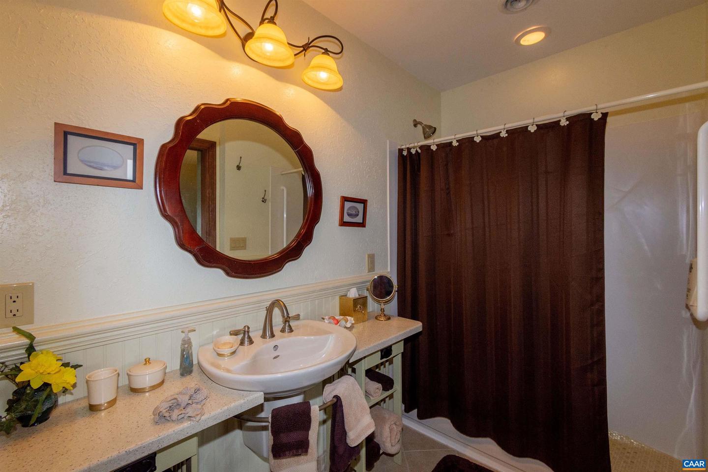 392 POCOSAN MOUNTAIN RD, STANARDSVILLE, Virginia 22973, 3 Bedrooms Bedrooms, ,4 BathroomsBathrooms,Residential,For sale,392 POCOSAN MOUNTAIN RD,667967 MLS # 667967