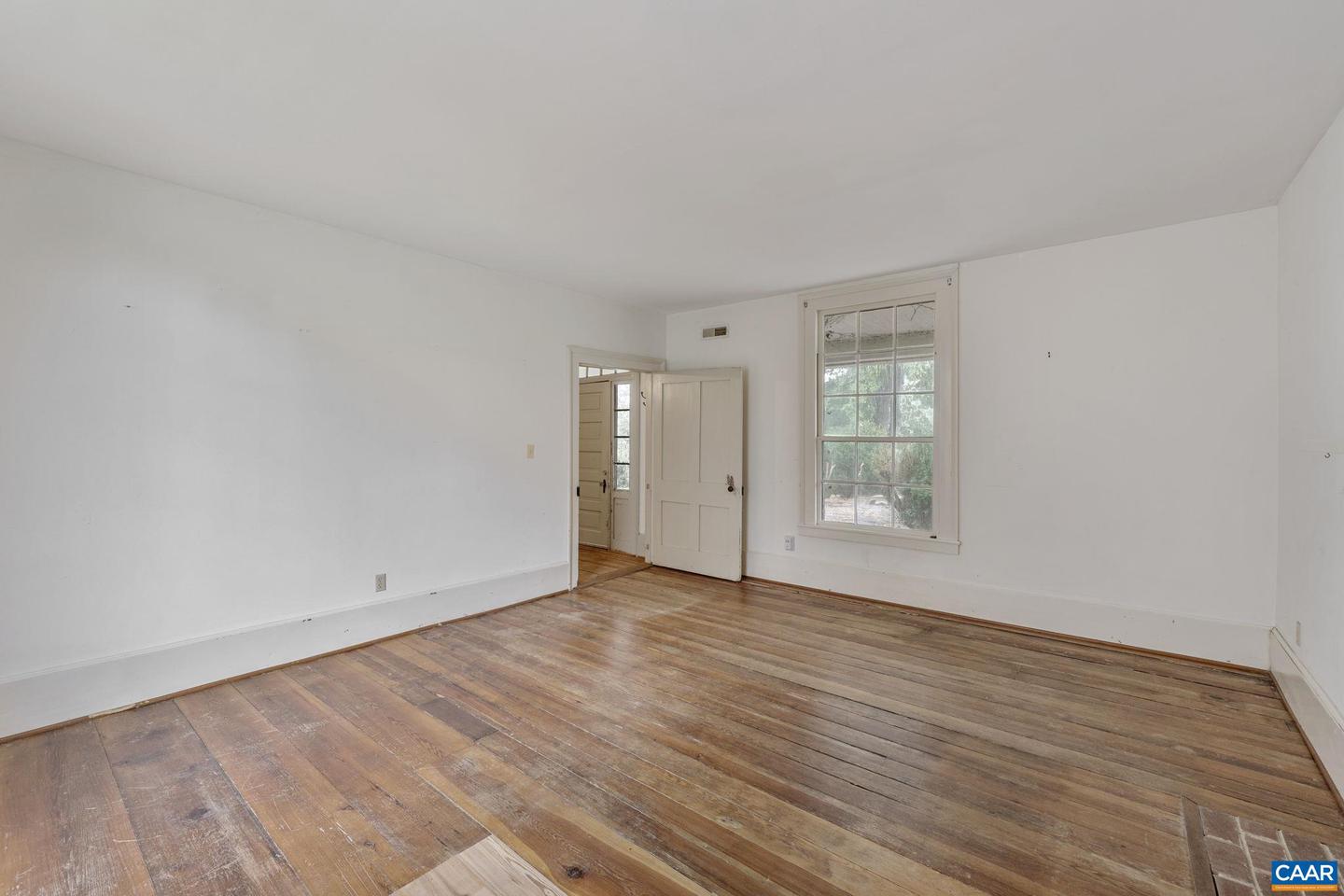 132 GEORGES MILL RD, PALMYRA, Virginia 22963, 3 Bedrooms Bedrooms, ,2 BathroomsBathrooms,Residential,For sale,132 GEORGES MILL RD,667968 MLS # 667968