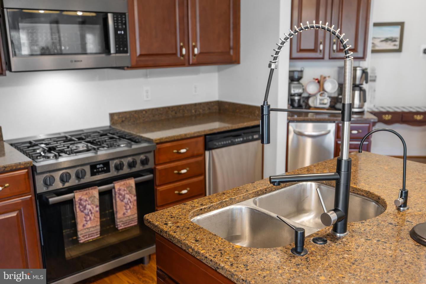 104 COURTYARD TER, NEW MARKET, Virginia 22844, 3 Bedrooms Bedrooms, ,3 BathroomsBathrooms,Residential,For sale,104 COURTYARD TER,VASH2012258 MLS # VASH2012258