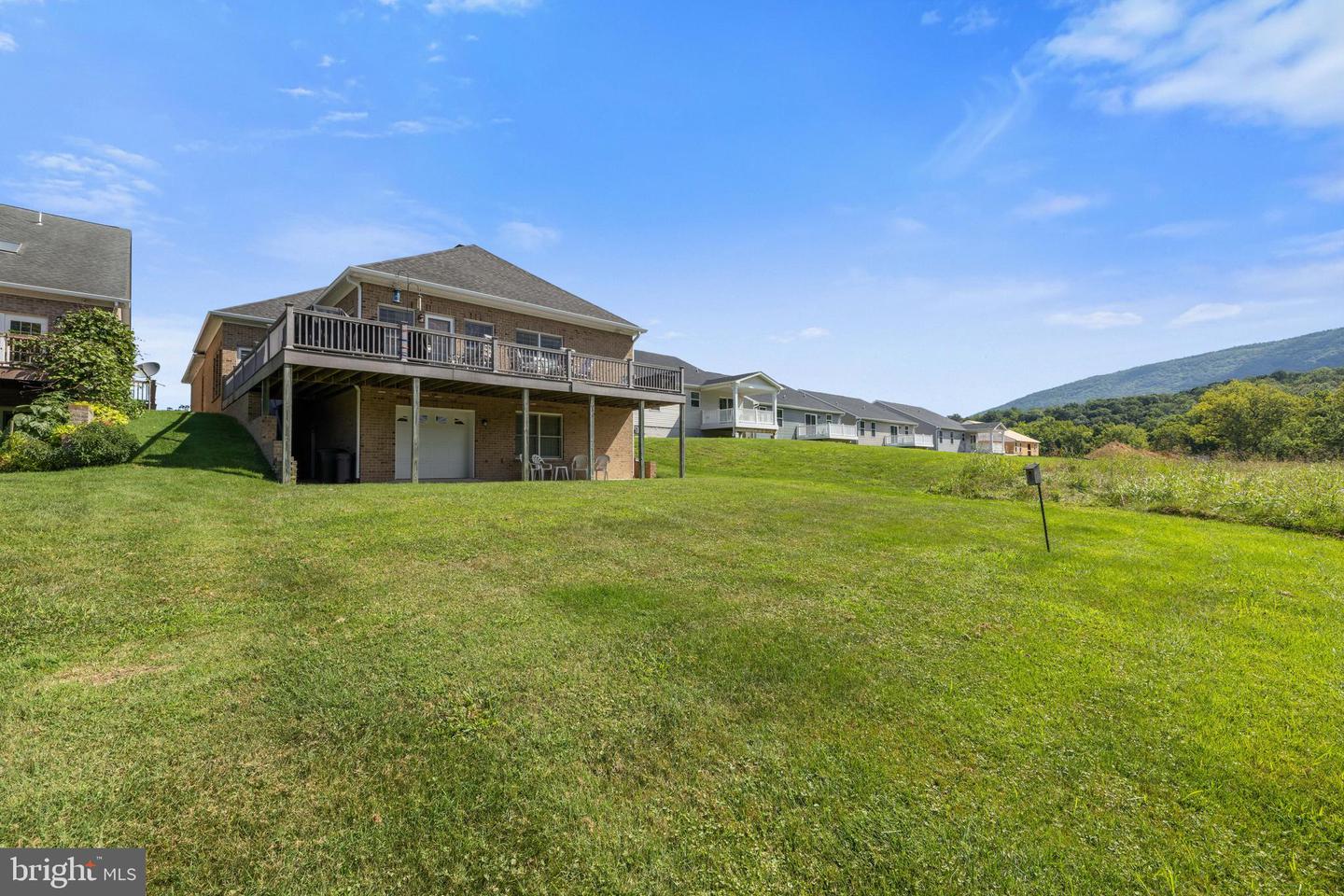 104 COURTYARD TER, NEW MARKET, Virginia 22844, 3 Bedrooms Bedrooms, ,3 BathroomsBathrooms,Residential,For sale,104 COURTYARD TER,VASH2012258 MLS # VASH2012258