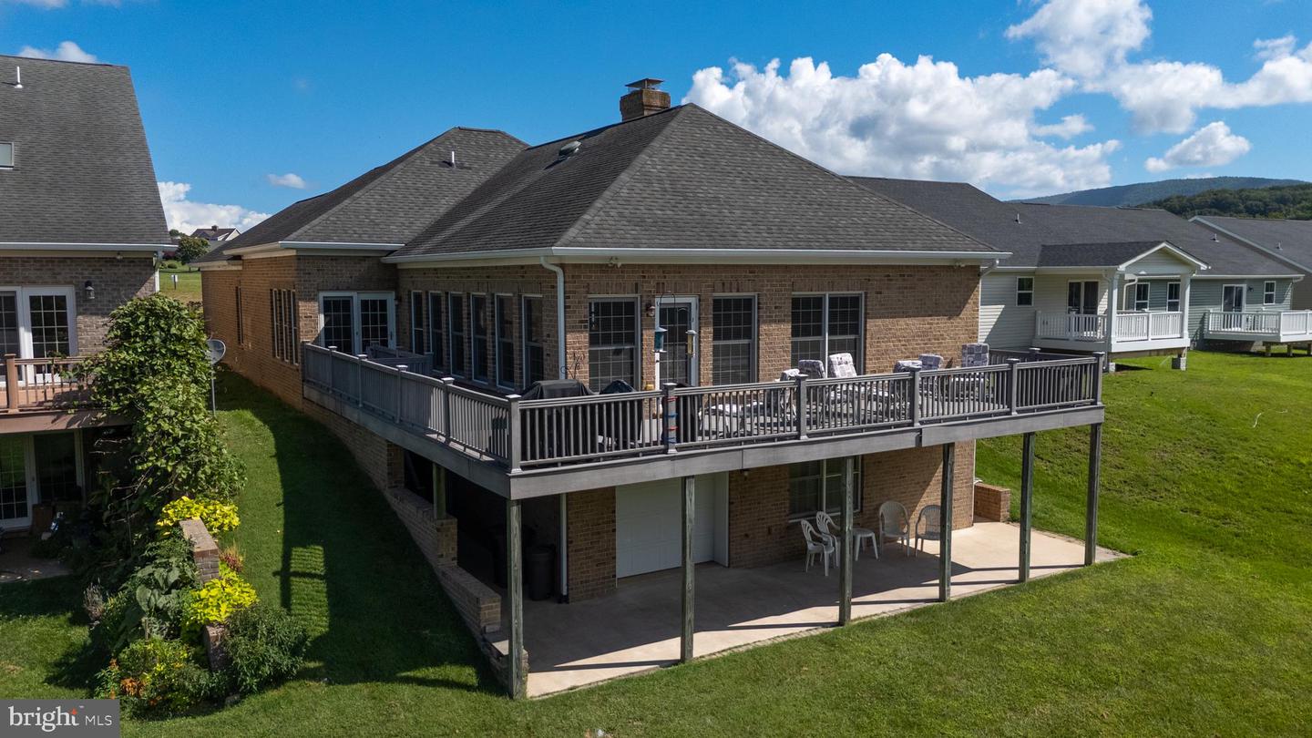 104 COURTYARD TER, NEW MARKET, Virginia 22844, 3 Bedrooms Bedrooms, ,3 BathroomsBathrooms,Residential,For sale,104 COURTYARD TER,VASH2012258 MLS # VASH2012258