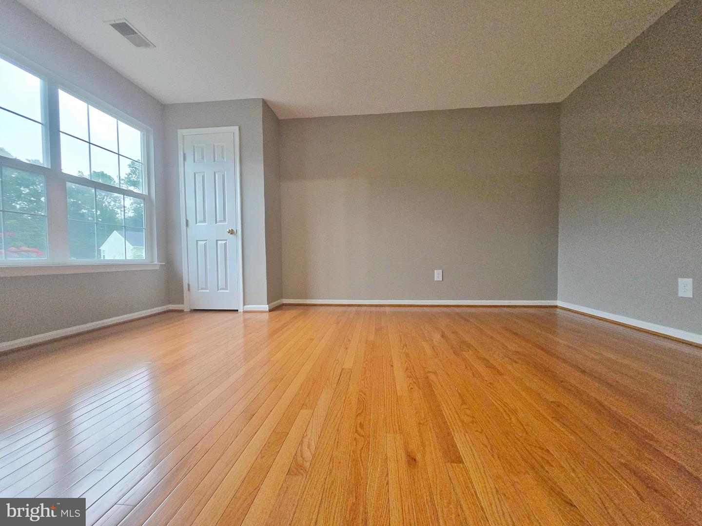 15730 MARBURY HEIGHTS WAY, MONTCLAIR, Virginia 22025, 6 Bedrooms Bedrooms, 20 Rooms Rooms,3 BathroomsBathrooms,Residential,For sale,15730 MARBURY HEIGHTS WAY,VAPW2101742 MLS # VAPW2101742