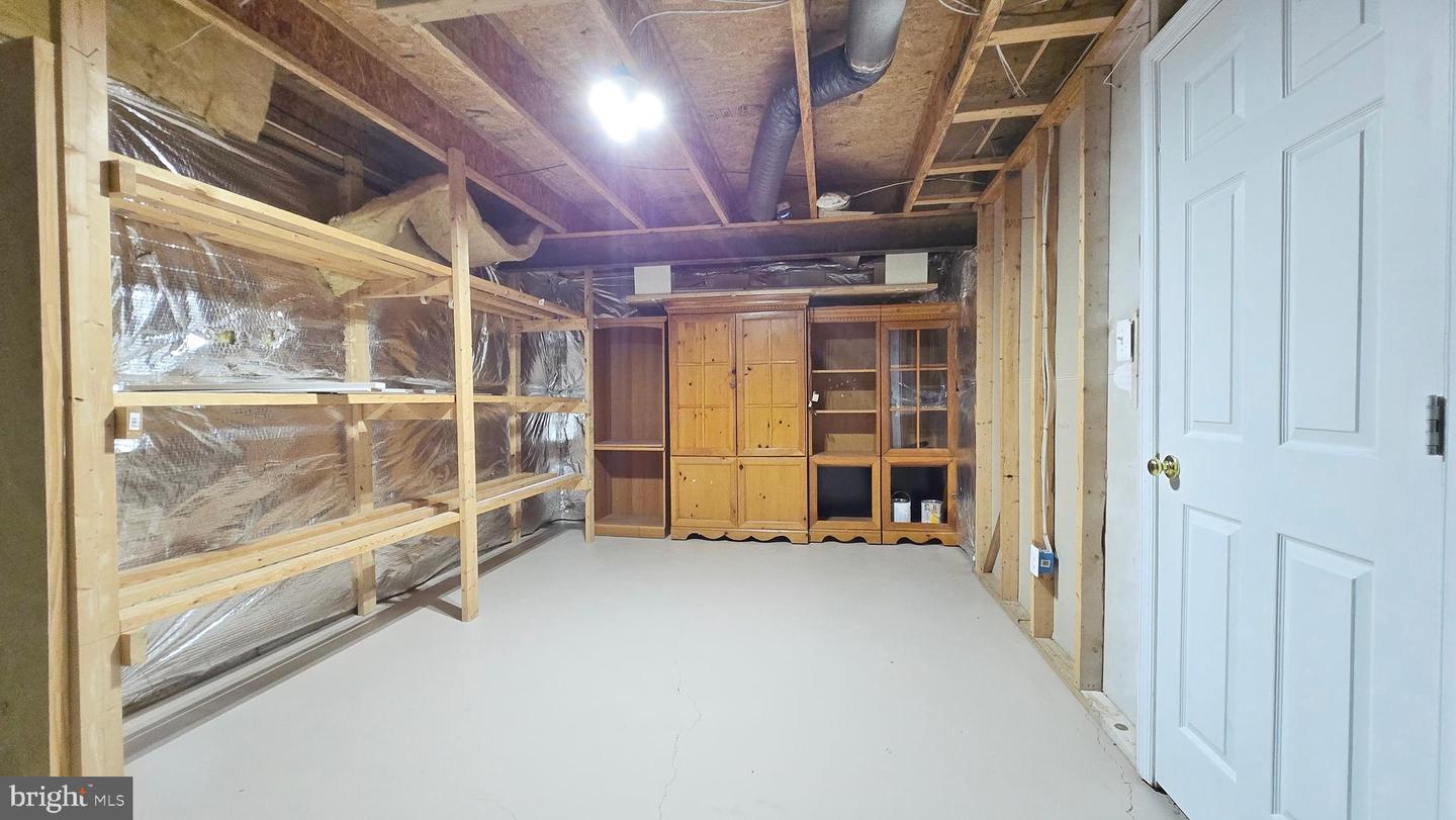 15730 MARBURY HEIGHTS WAY, MONTCLAIR, Virginia 22025, 6 Bedrooms Bedrooms, 20 Rooms Rooms,3 BathroomsBathrooms,Residential,For sale,15730 MARBURY HEIGHTS WAY,VAPW2101742 MLS # VAPW2101742