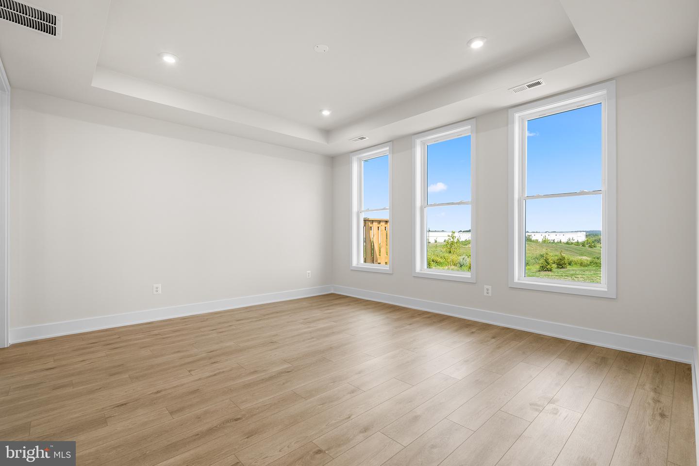 102 WAGTAIL LN, WINCHESTER, Virginia 22603, 3 Bedrooms Bedrooms, ,2 BathroomsBathrooms,Residential,For sale,102 WAGTAIL LN,VAFV2036218 MLS # VAFV2036218
