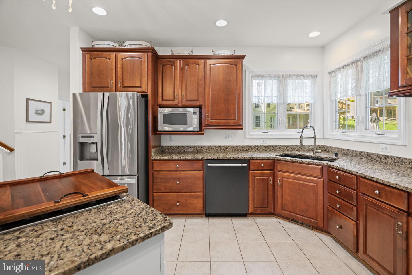 7814 ABBEY OAKS CT, MANASSAS, Virginia 20112, 5 Bedrooms Bedrooms, ,5 BathroomsBathrooms,Residential,For sale,7814 ABBEY OAKS CT,VAPW2101744 MLS # VAPW2101744
