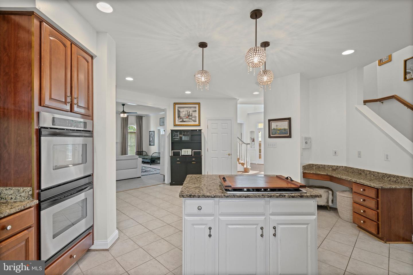 7814 ABBEY OAKS CT, MANASSAS, Virginia 20112, 5 Bedrooms Bedrooms, ,5 BathroomsBathrooms,Residential,For sale,7814 ABBEY OAKS CT,VAPW2101744 MLS # VAPW2101744
