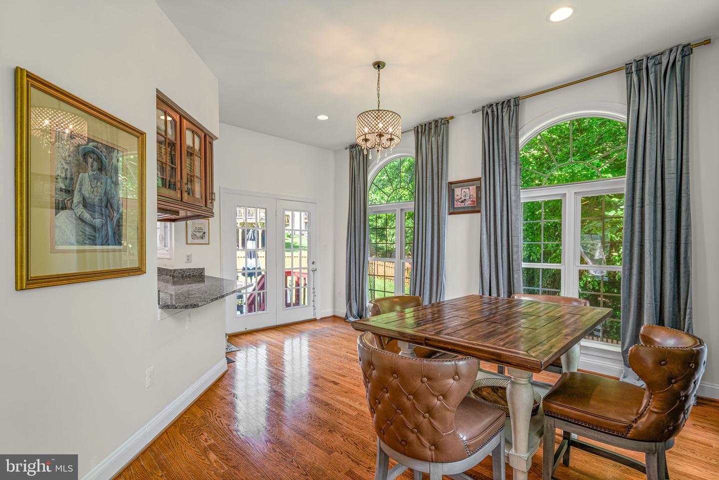 7814 ABBEY OAKS CT, MANASSAS, Virginia 20112, 5 Bedrooms Bedrooms, ,5 BathroomsBathrooms,Residential,For sale,7814 ABBEY OAKS CT,VAPW2101744 MLS # VAPW2101744