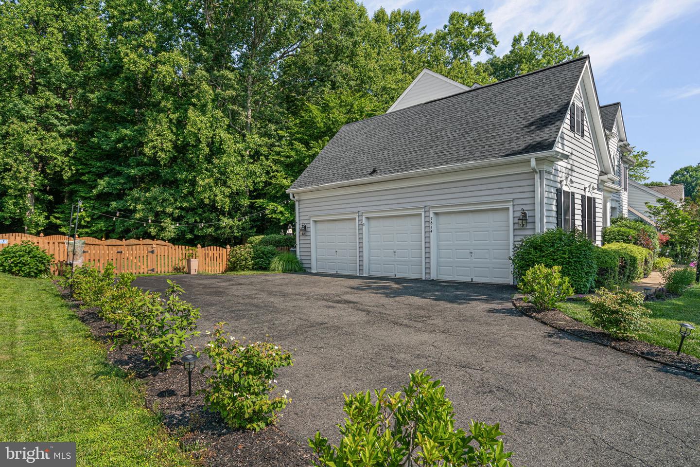 7814 ABBEY OAKS CT, MANASSAS, Virginia 20112, 5 Bedrooms Bedrooms, ,5 BathroomsBathrooms,Residential,For sale,7814 ABBEY OAKS CT,VAPW2101744 MLS # VAPW2101744